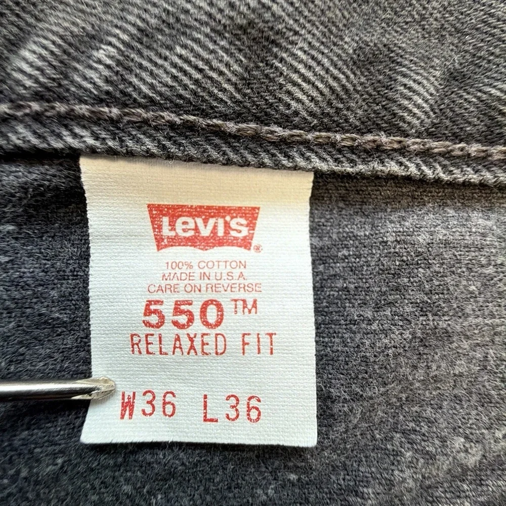 Vintage 90s Levis 550 Jeans Mens 36x34 Black Made in USA Relaxed Fit Denim
